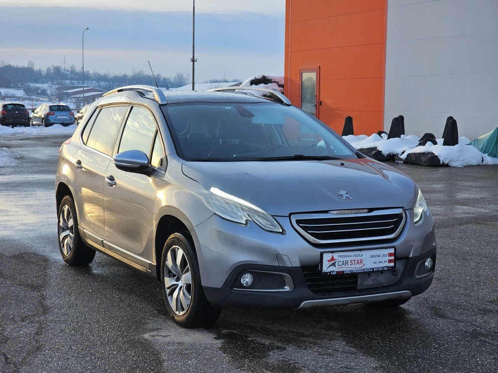 Peugeot 2008 1.2 60kW 2014 Allure *140.000km*