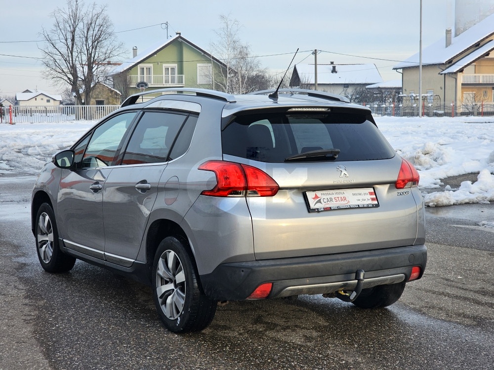 Peugeot 2008 1.2 60kW 2014 Allure *140.000km*