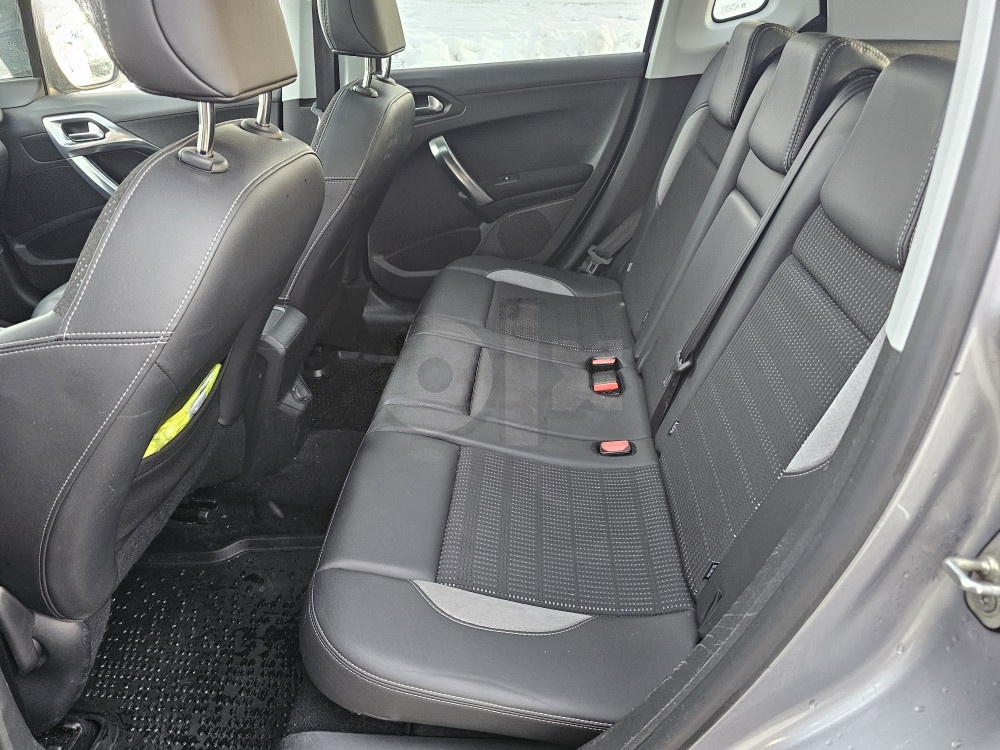 Peugeot 2008 1.2 60kW 2014 Allure *140.000km*