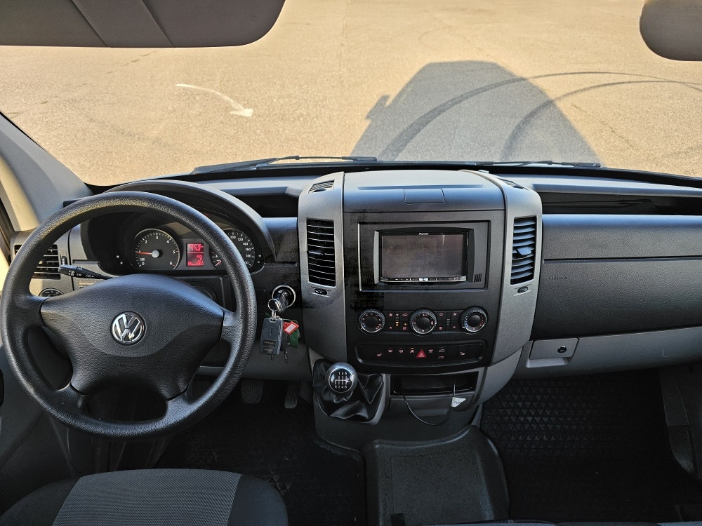 Volkswagen Crafter 2015 8+1 putnicki 2.0 TDI 120kW