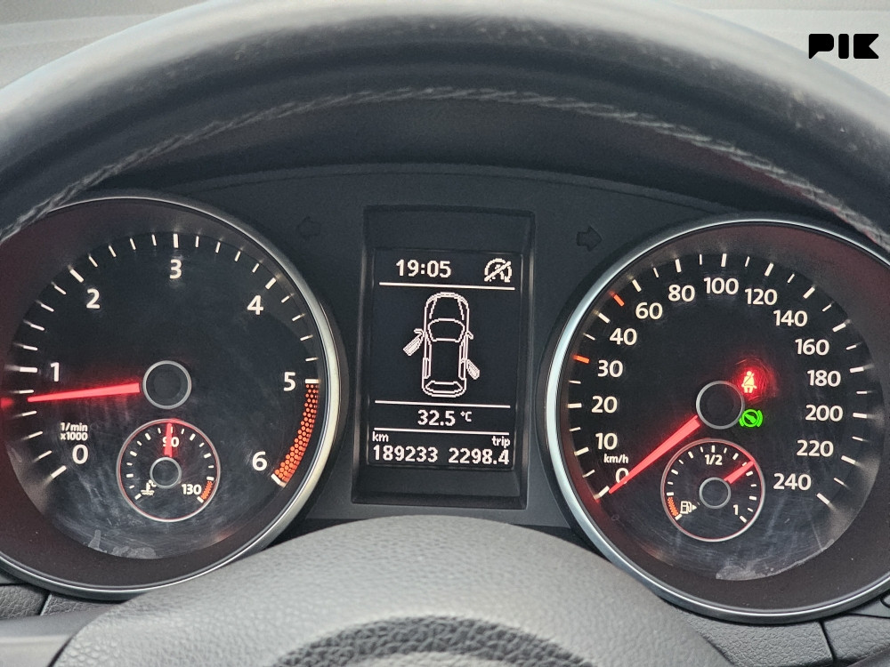 Volkswagen Golf 6 2010 1.6 TDI 77kW DSG