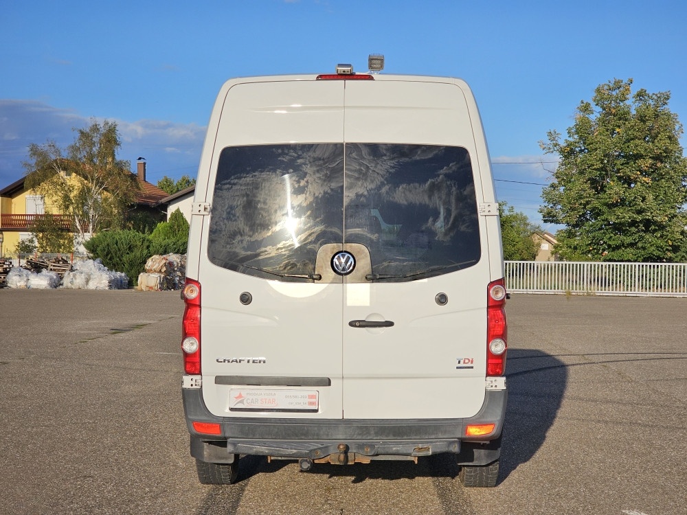 Volkswagen Crafter 2015 8+1 putnicki 2.0 TDI 120kW