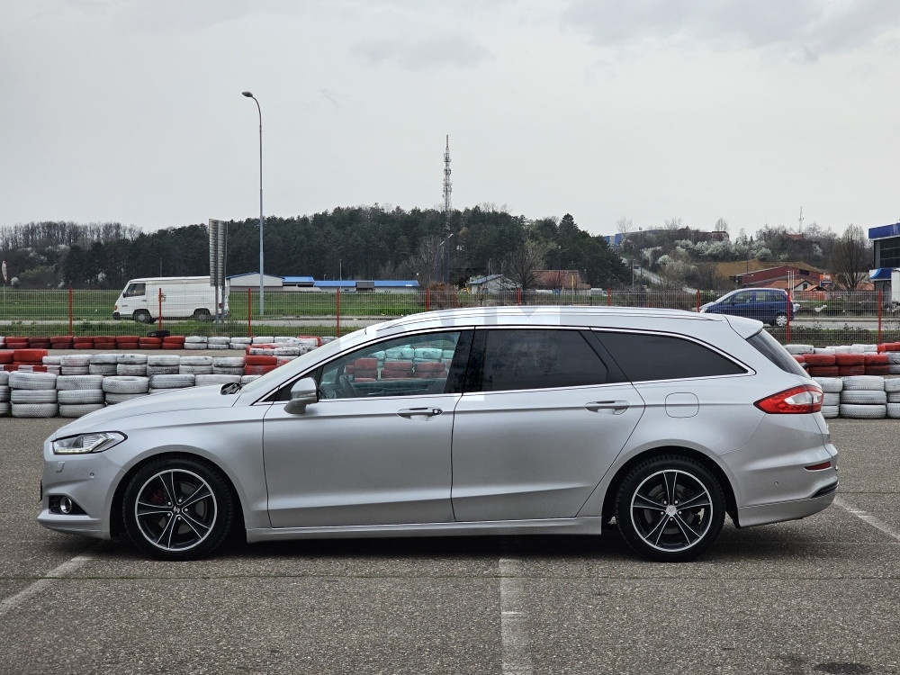 Ford Mondeo 2015 2.0 Automatik 110kW TITANIUM