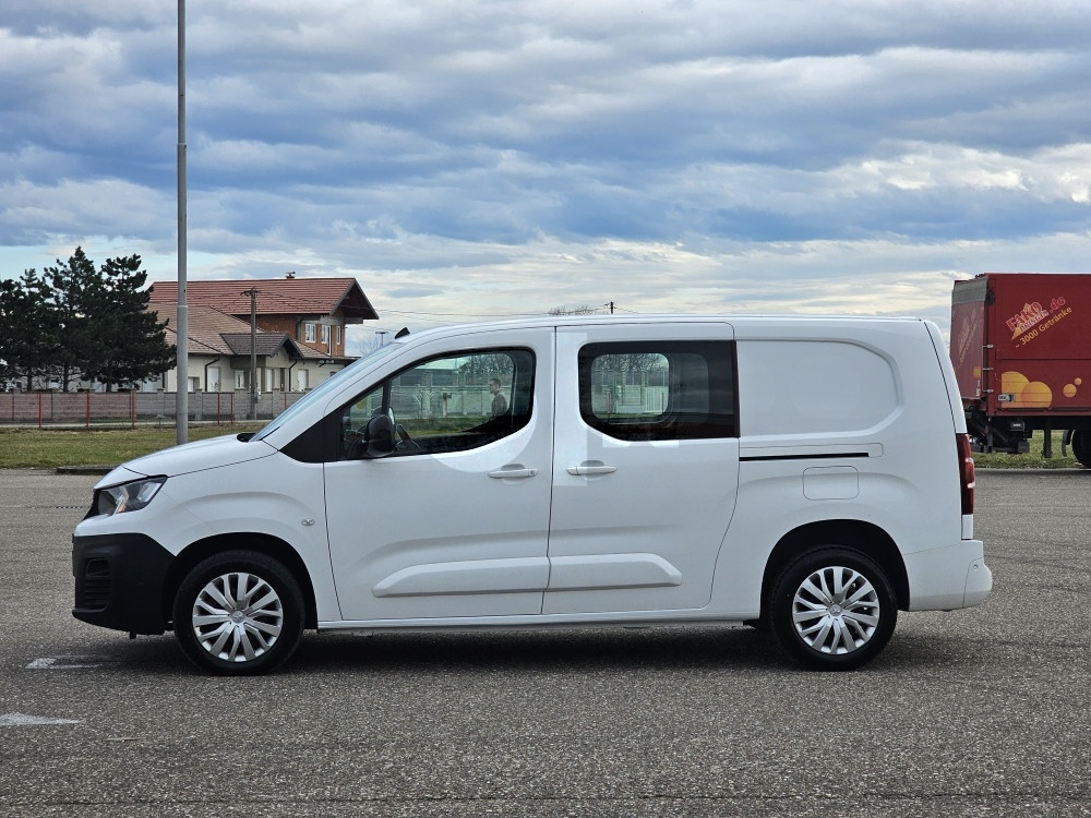 Peugeot Partner 2022 1.5 96kW Automatik