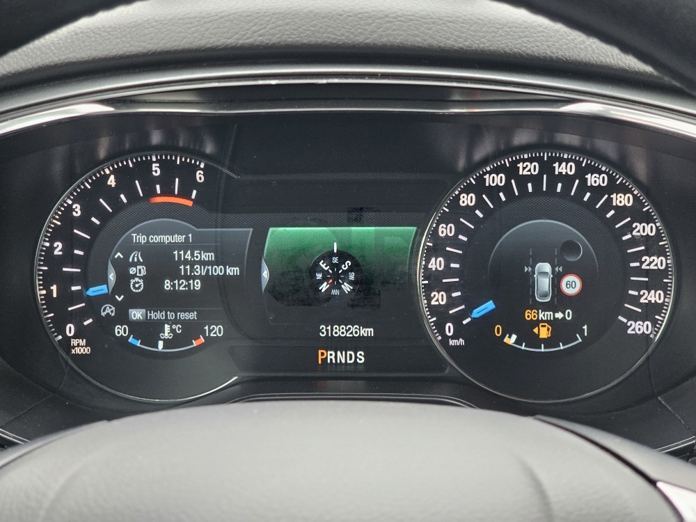Ford Mondeo 2015 2.0 Automatik 110kW TITANIUM