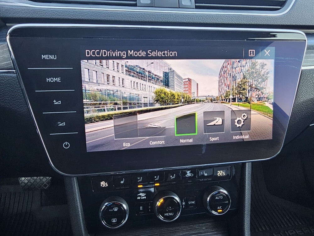 Škoda Superb Style 2019 2.0 TDI 140kW 4x4 DSG
