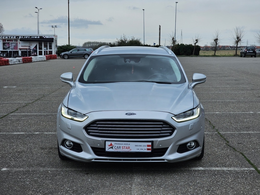Ford Mondeo 2015 2.0 Automatik 110kW TITANIUM