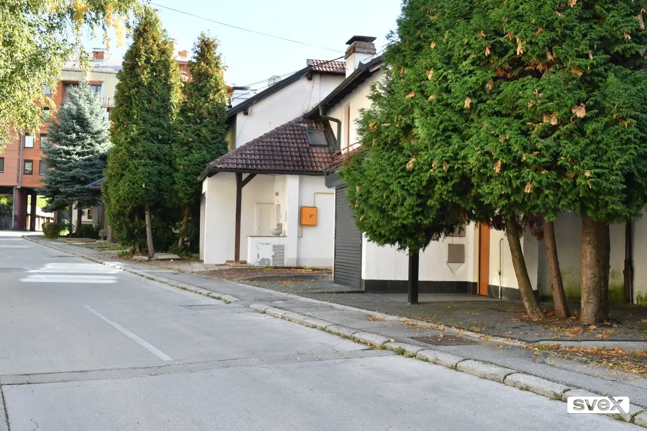 Kuća 351 m2, Breka , Sarajevo