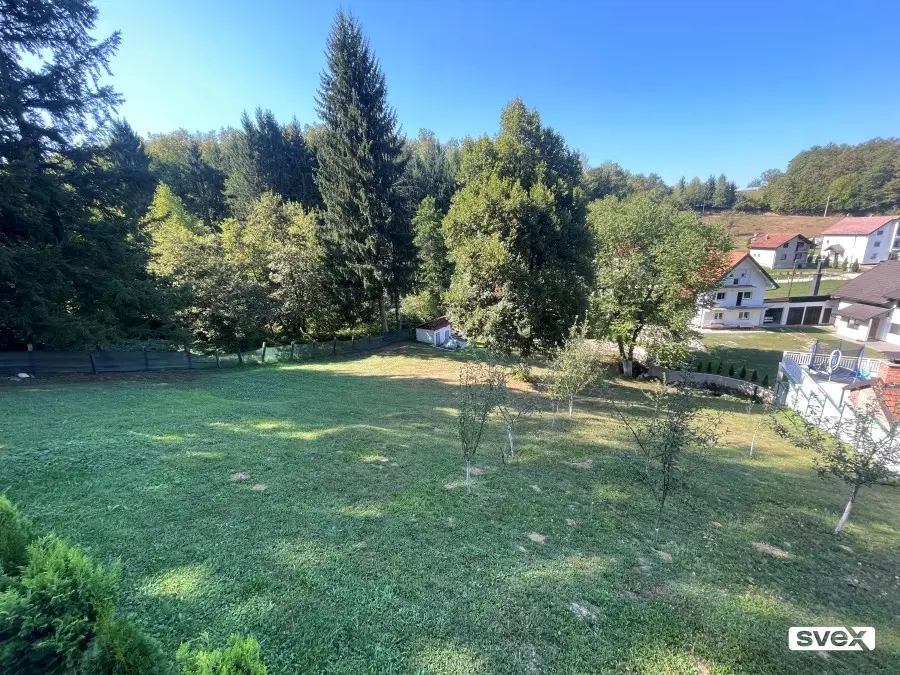 Vikend kuća Busovača, 114m2 stambenog prostora, 1.825m2 zemljišta