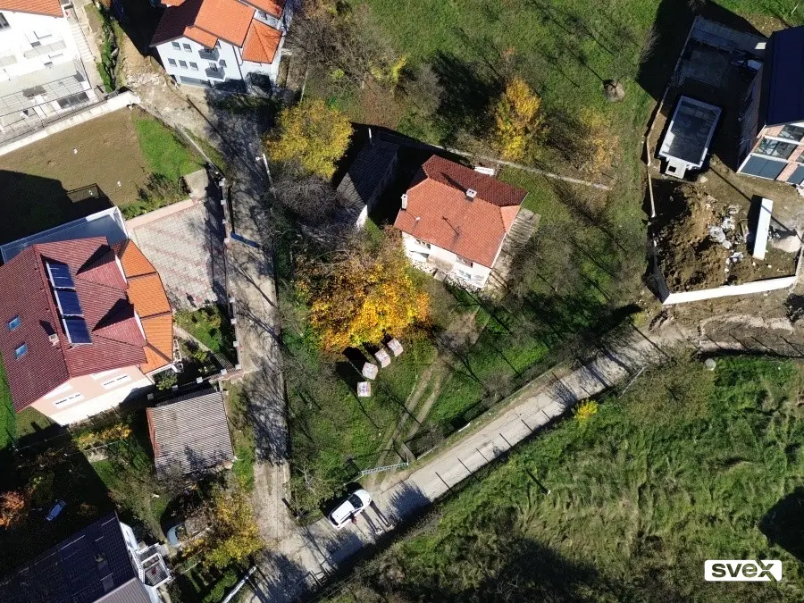 Kuća i zemljište, Babina Rijeka, P=1224m2
