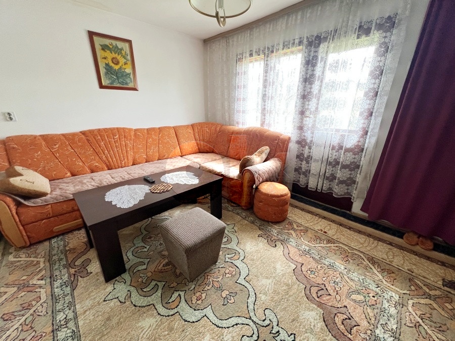 Etažirani sprat kuće i okućnica, Zenica, Klopče