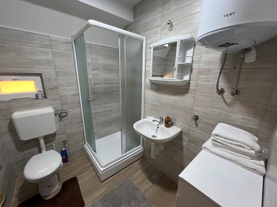Objekat sa četiri apartmana, Vlašić