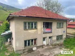 Kuća iznad Mokušnica, Zenica - kuća 258m2 + zemljište 900m2