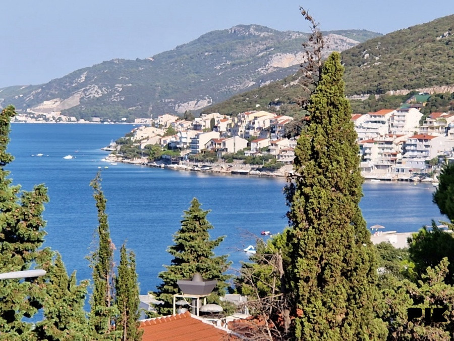 TOP PONUDA! Trosoban stan sa panoramskim pogledom, Neum