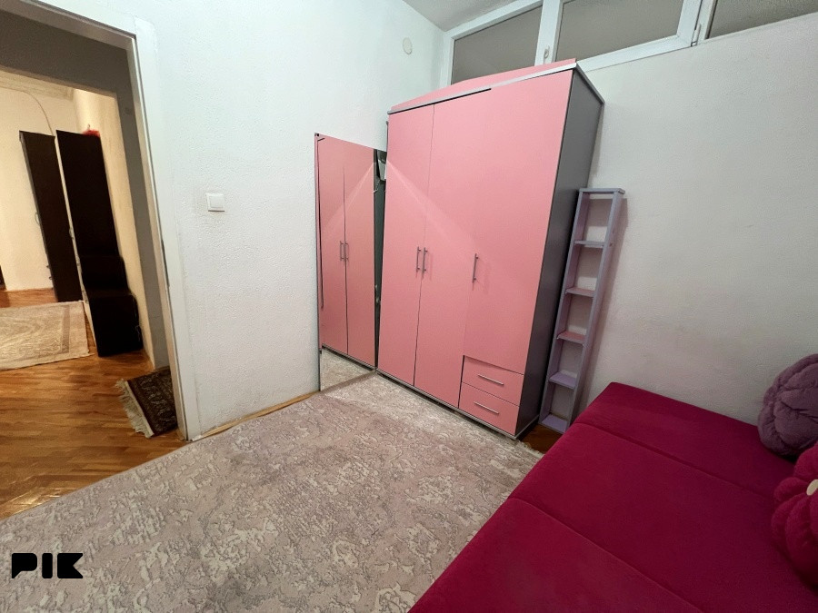 Namješten trosoban stan na Jaliji, P=75m2+10m2