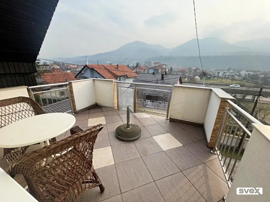Trospratna kuća, Donje Klopče, Zenica