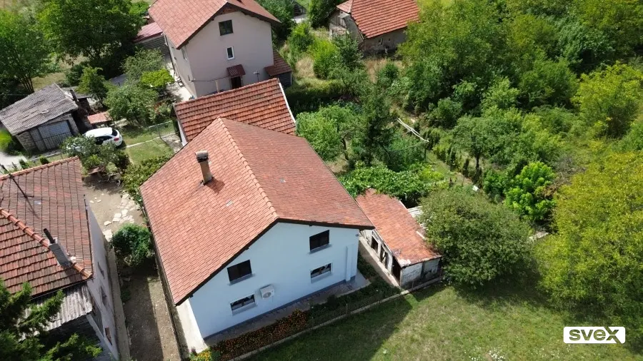Dvospratna kuća u Peharama, Zenica
