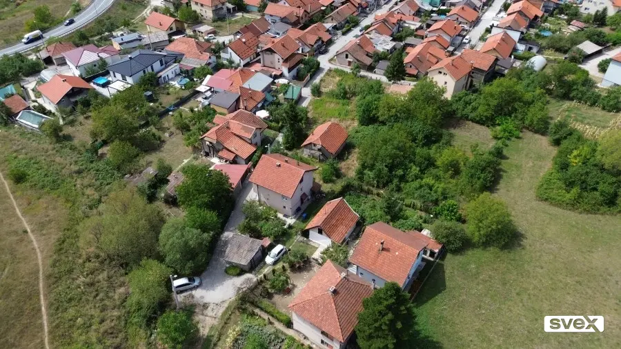 Dvospratna kuća u Peharama, Zenica