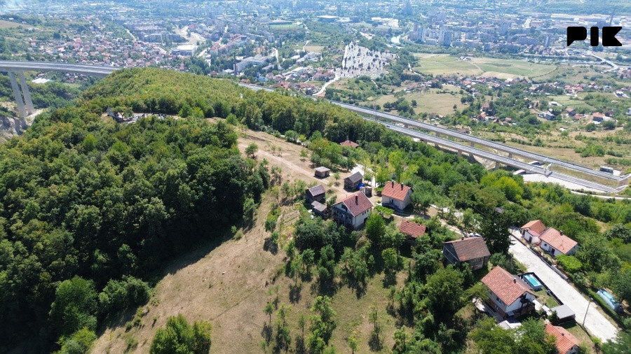 Kuća i zemljište, Smetovski put Zenica