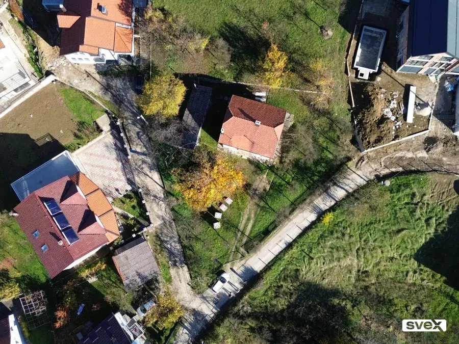 Kuća i zemljište, Babina Rijeka, P=1224m2