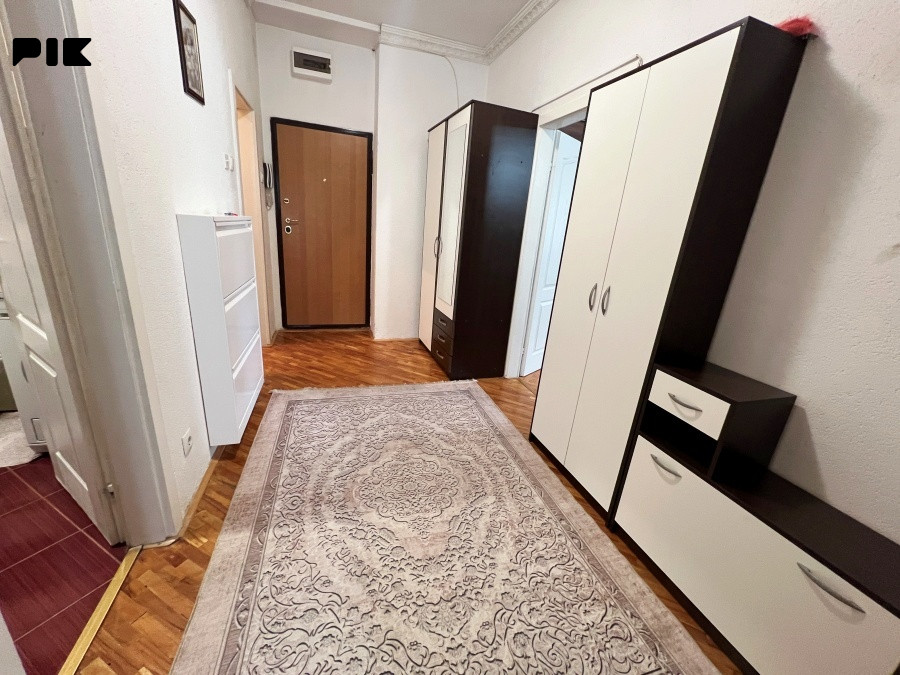 Namješten trosoban stan na Jaliji, P=75m2+10m2