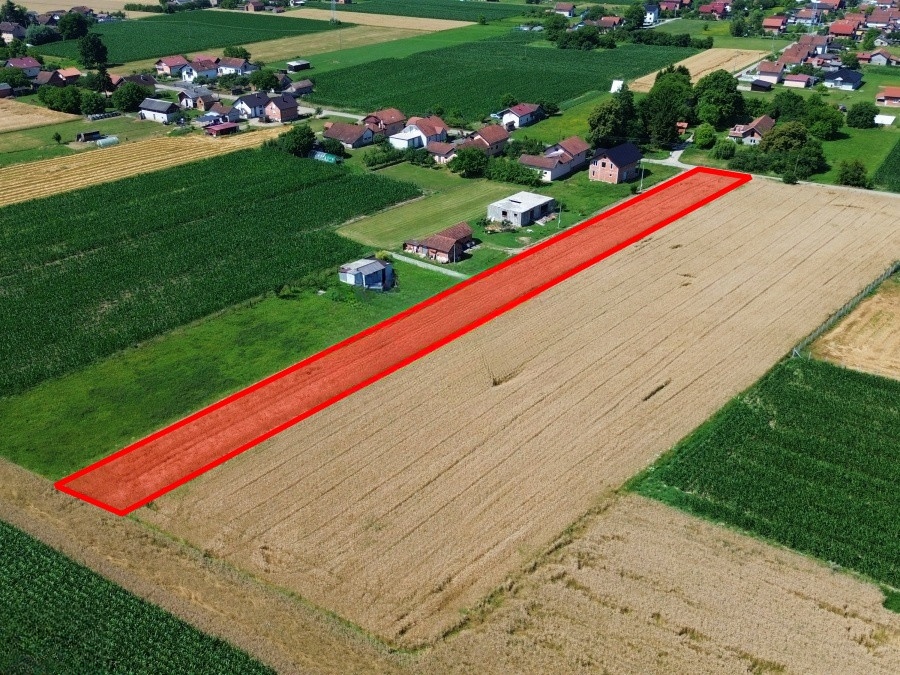 Zemljište, Gradiška, Laminci, P=2548m2