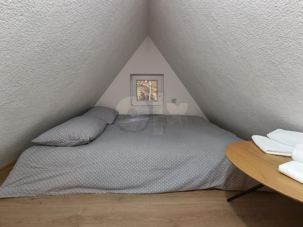 Objekat sa četiri apartmana, Vlašić