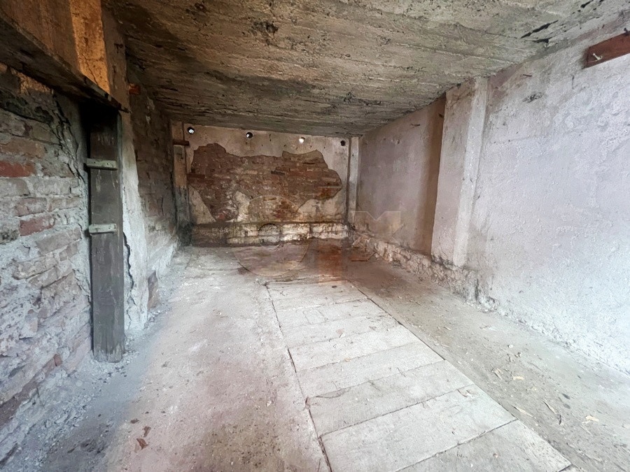 Garaža, Travnička ulica, Zenica, P=16m2