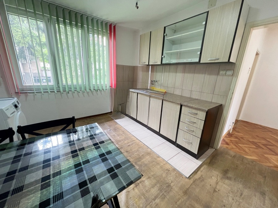 PRODAJA! Stan, Travnička, Zenica, P=52m2