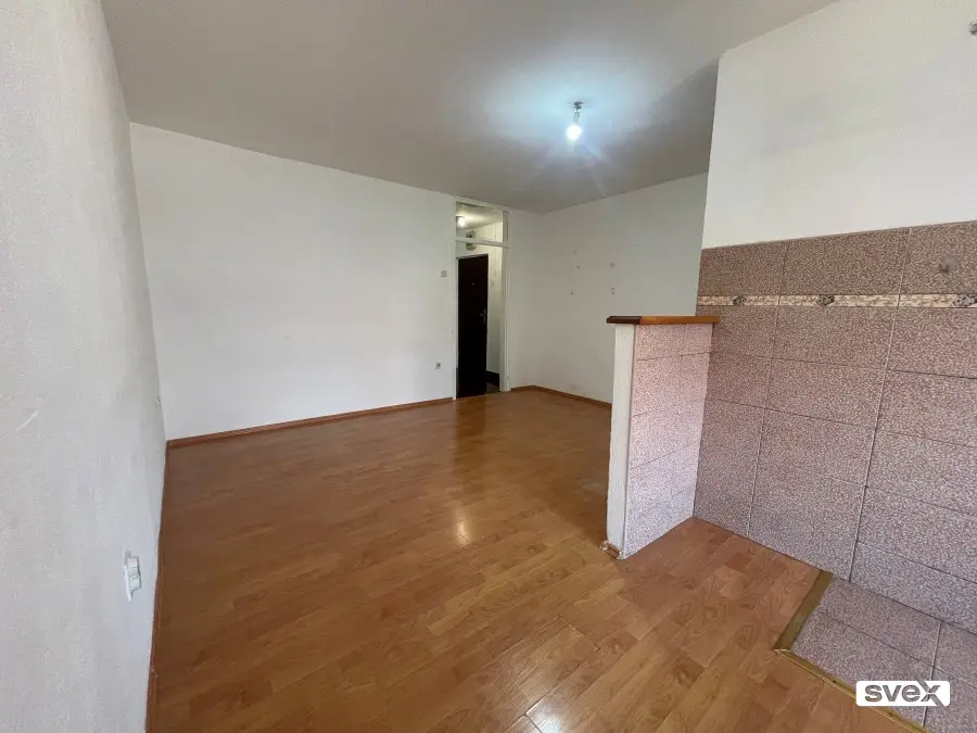 Garsonjera 33m2, Nova Zenica