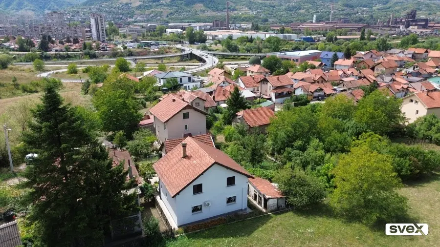 Dvospratna kuća u Peharama, Zenica