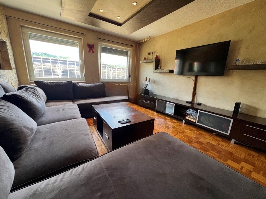 Trosoban stan u Zenici, Crkvice, 81m2