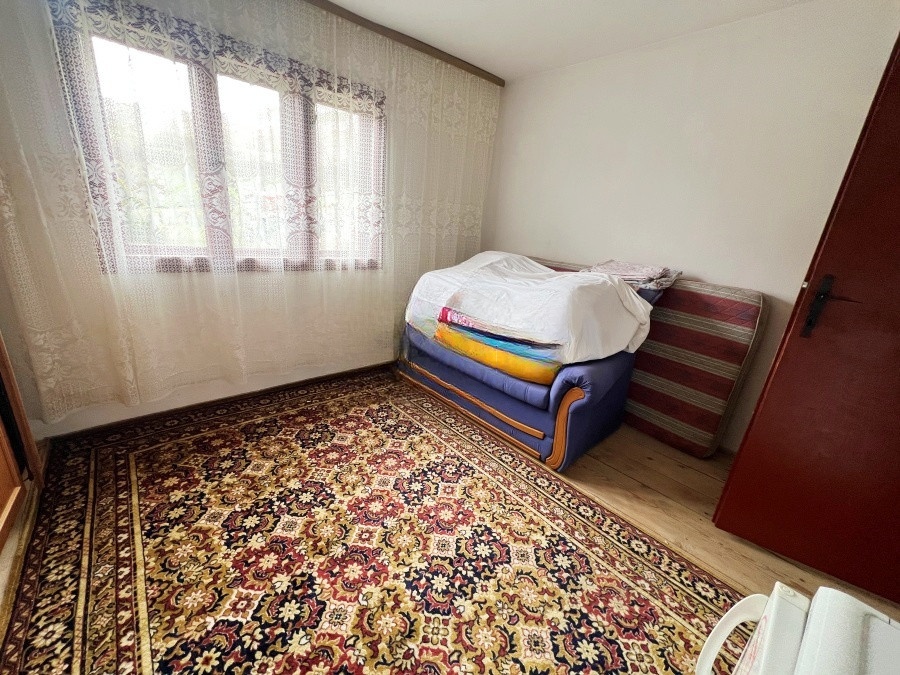 Etažirani sprat kuće i okućnica, Zenica, Klopče