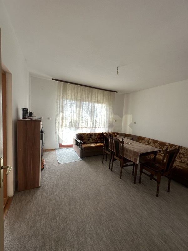 Kuća na 450 m2 okućnice, Poljine, Sarajevo