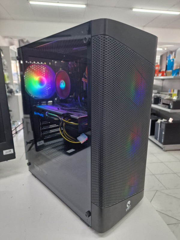 RAČUNAR Gaming i5-9600K, 16 RAM, 256 ssd, 700 hdd,  rx570 8GB