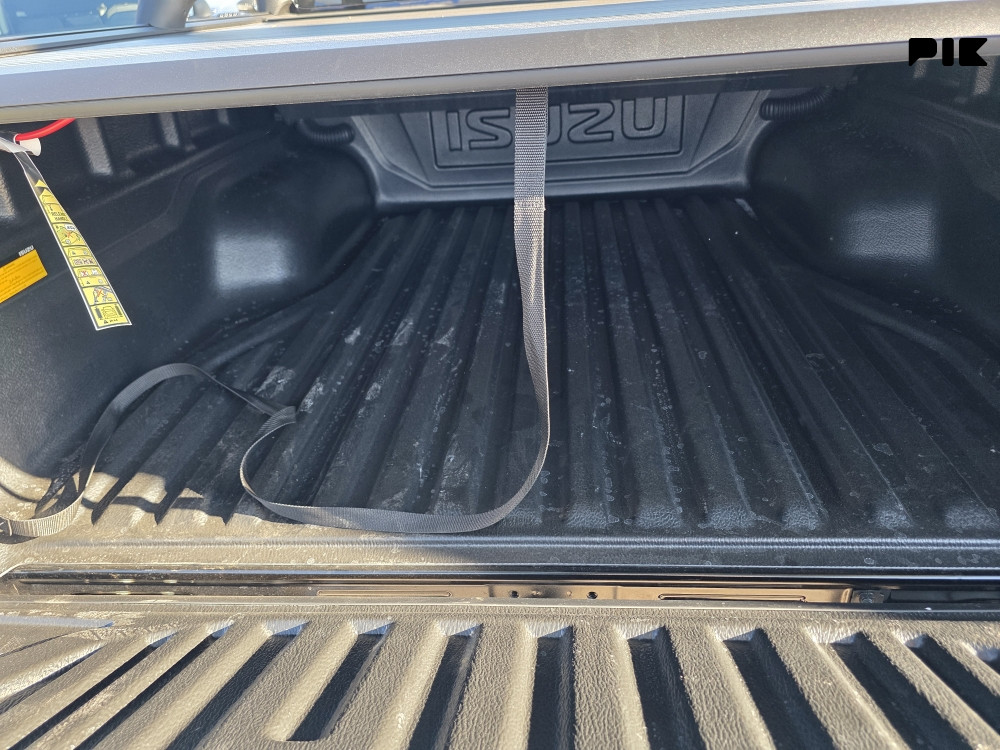 Isuzu D-Max CREW 4X4 AT - PRESTIGE/2026G NOVO/GARANCIJA 5 GODINA