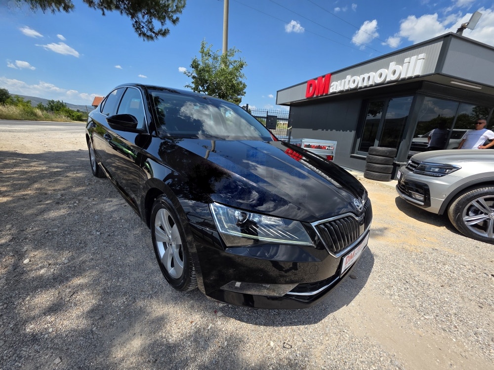 Škoda Superb