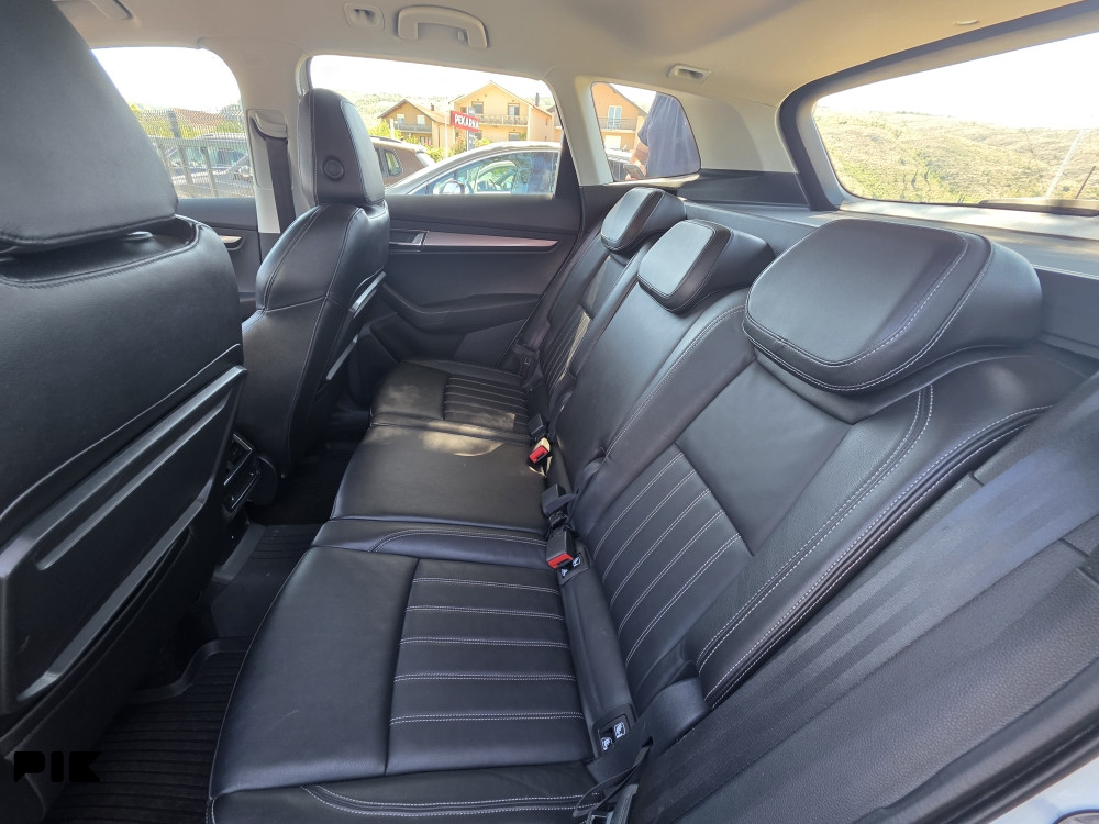 Škoda Karoq 2.0 TDI/DSG/4X4/KAMERA/PANO/SJ. MEMORIJE/NAVI/LED