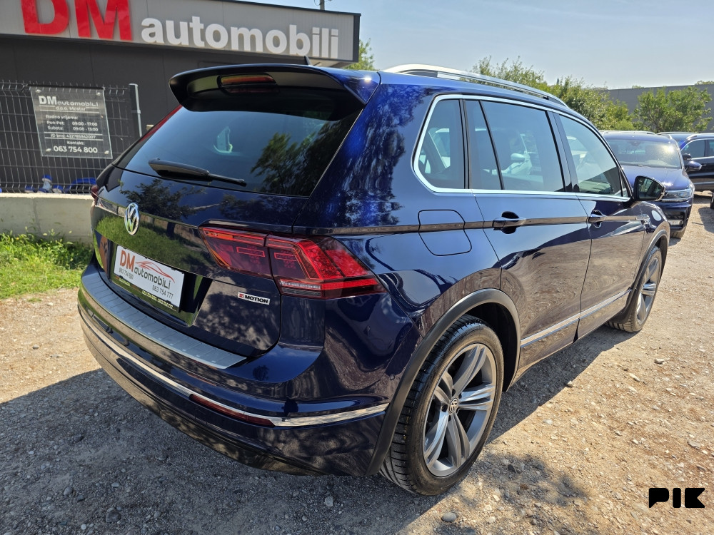Volkswagen Tiguan 2.0 TDI 140KW DSG R-LINE/4X4/KAMERA