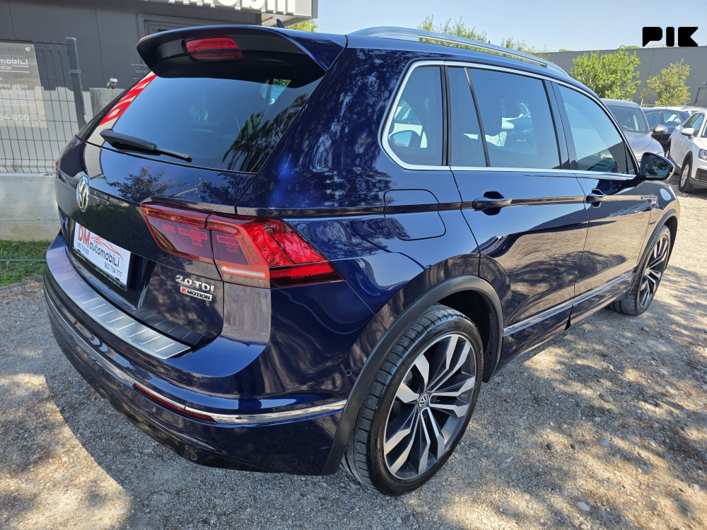 Volkswagen Tiguan R-LINE 2.0 TDI/DSG/KAMERA/LED/NAVI/4X4/20 COLL