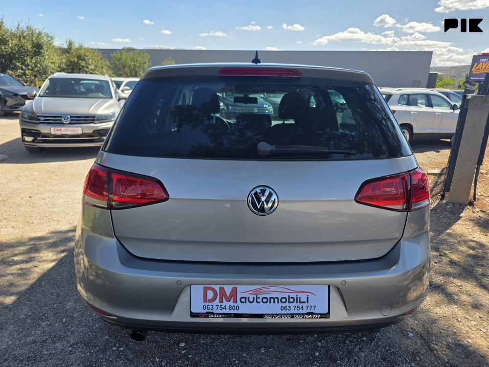 Volkswagen Golf CUP 1.6 TDI/XENON/KAMERA/
