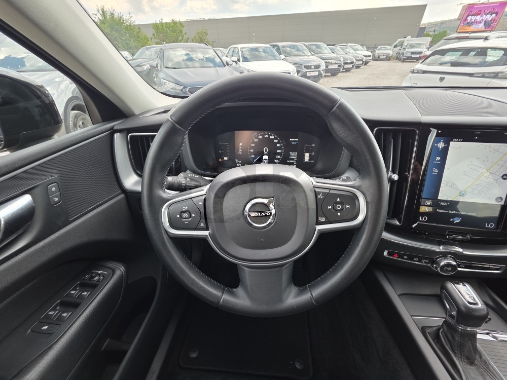 Volvo XC 60 D4 AUTOMATIK 4X4 140 KW