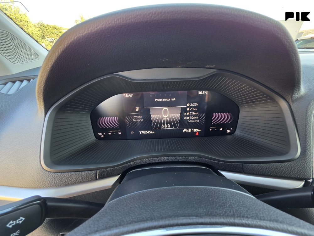 Škoda Karoq 2.0 TDI DSG VIRTUAL/KAMERA/LED/2023g