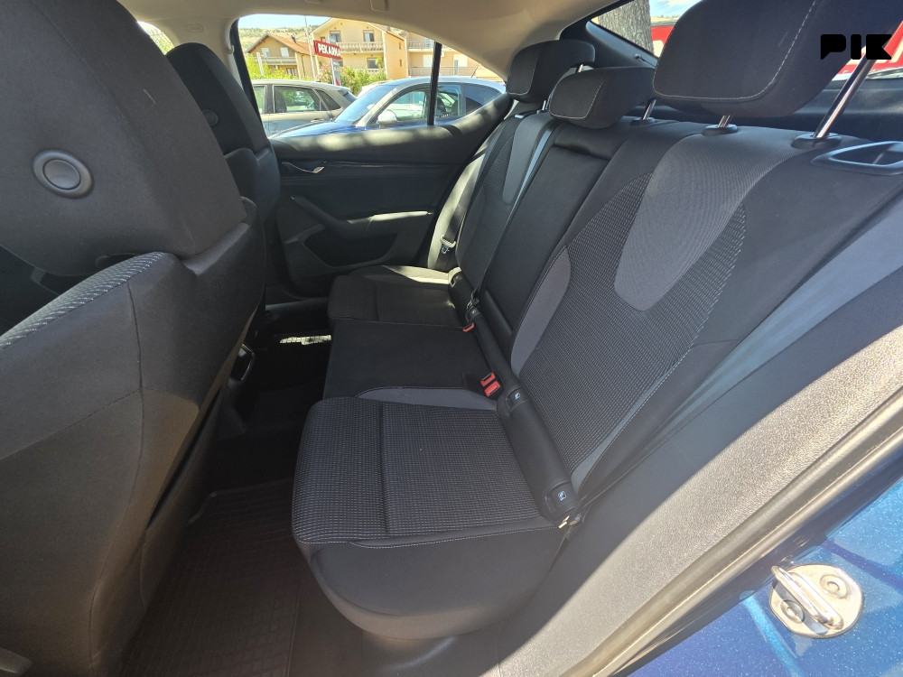 Škoda Octavia 2.0 TDI DSG/110KW/NAVI/KAMERA /LED