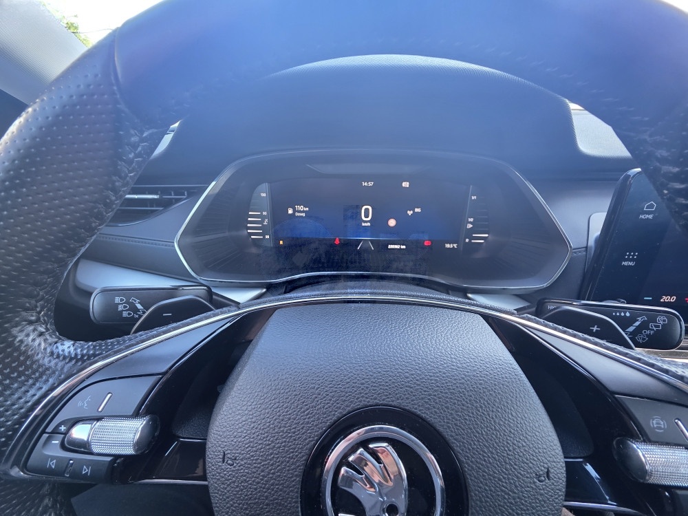 Škoda Octavia 2.0 TDI /DSG/LED/NAVI