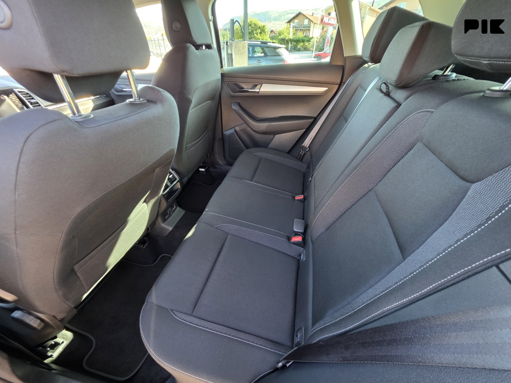 Škoda Karoq 2.0 TDI DSG VIRTUAL/KAMERA/LED/2023g
