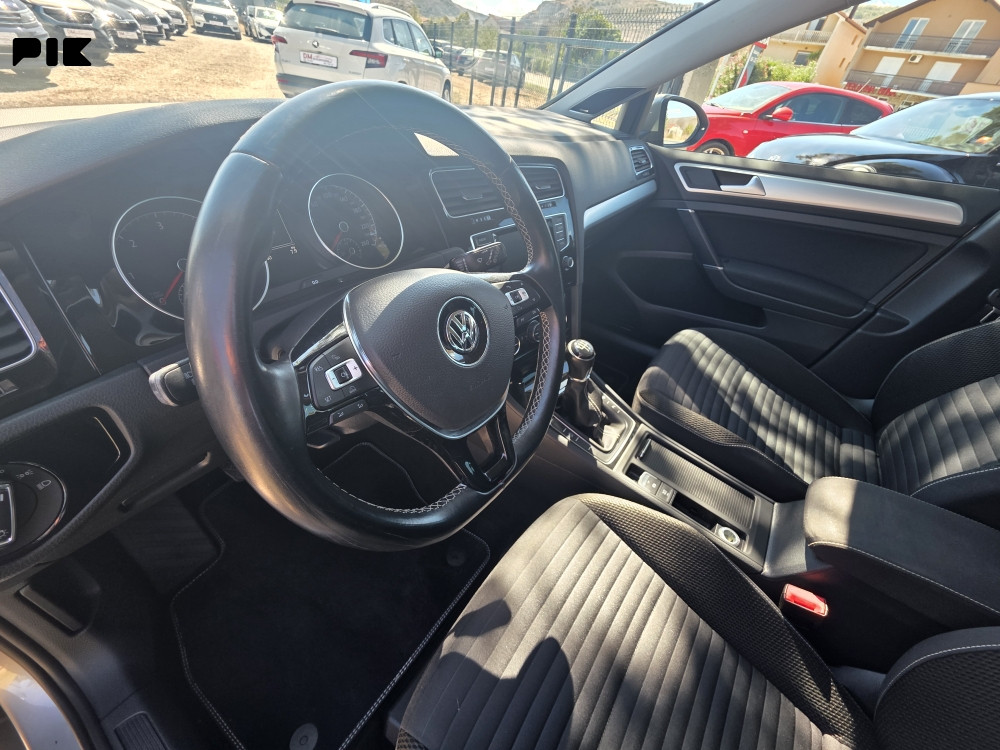 Volkswagen Golf CUP 1.6 TDI/XENON/KAMERA/