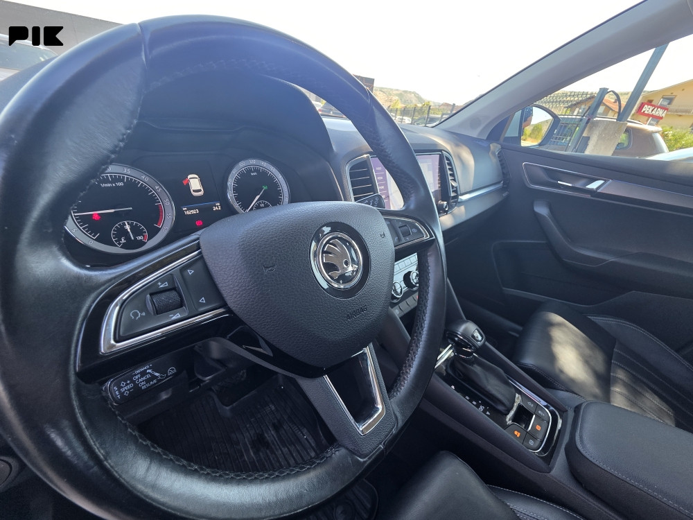 Škoda Karoq 2.0 TDI/DSG/4X4/KAMERA/PANO/SJ. MEMORIJE/NAVI/LED
