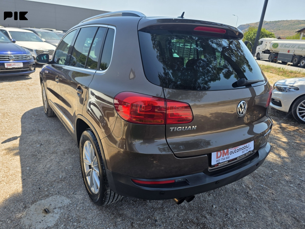 Volkswagen Tiguan 2.0 TDI /PANORAMA/PDC