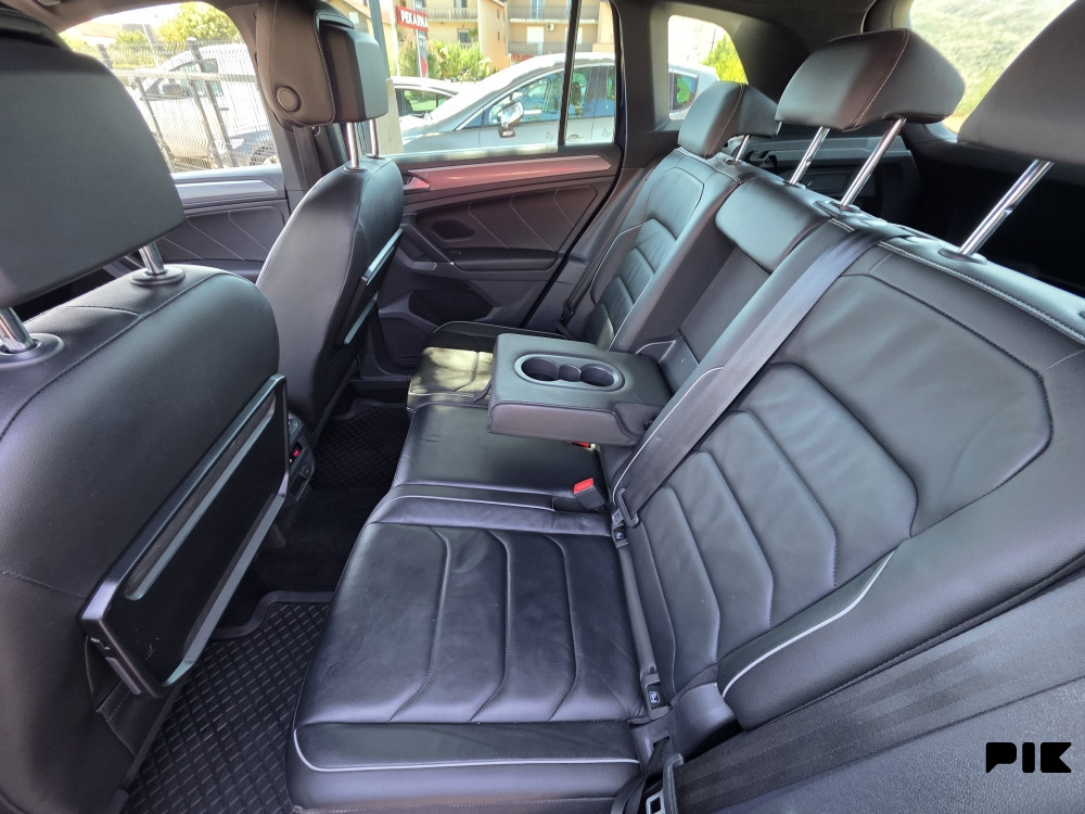 Volkswagen Tiguan R-LINE 2.0 TDI/DSG/KAMERA/LED/NAVI/4X4/20 COLL
